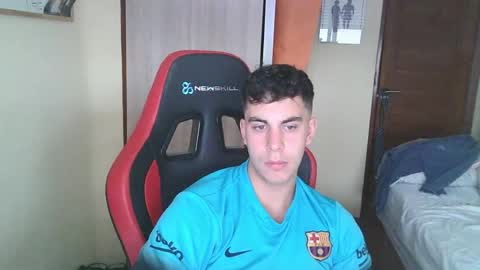 aaronlavine online show from June 1, 5:03 pm