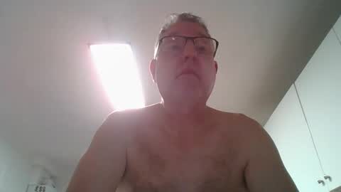Snapshot of aaronmills55 chatting on March 25, 6:14 pm Aaron online show from March 25, 6:14 pm