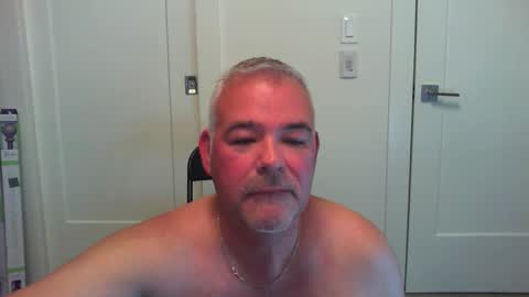 Snapshot of aarosteev chatting on October 18, 11:27 pm Jason online show from October 18, 11:27 pm