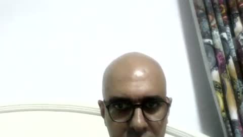 Snapshot of aayaadx chatting on August 4, 7:27 pm AAYAADX online show from August 4, 7:27 pm