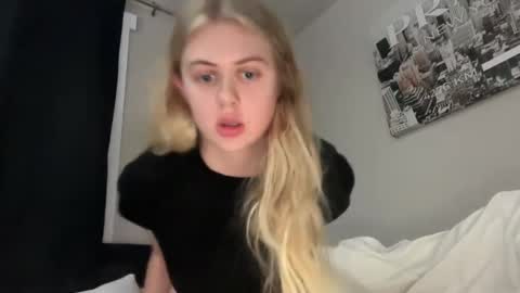 ababyy2901 online show from October 8, 6:55 am