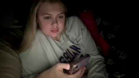 ababyy2901 online show from November 25, 8:14 am