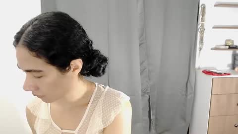 Snapshot of abbi_mooncb chatting on October 7, 12:57 pm Abbi mooncb online show from October 7, 12:57 pm