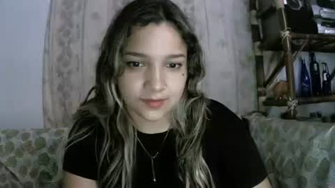 Snapshot of abbie_23 chatting on April 1, 7:20 am Abbie cute online show from April 1, 7:20 am