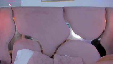 abbiejones_ online show from January 5, 5:27 pm