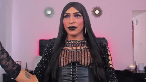 Abbigail Fuster  online show from February 7, 1:11 pm