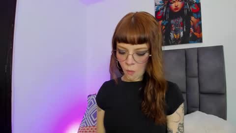 abby jones online show from October 25, 4:20 am