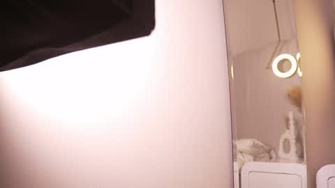 Snapshot of abby_me chatting on July 6, 12:02 pm A B B Y online show from July 6, 12:02 pm
