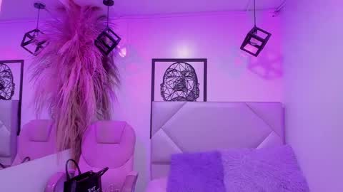 ABBY online show from September 22, 1:24 pm