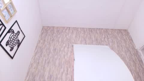 Abby online show from November 18, 7:07 pm