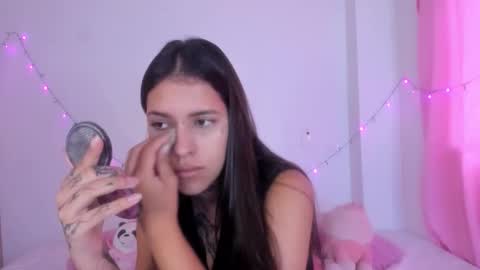 Snapshot of abby_rousee chatting on September 25, 7:50 pm abby_rousee online show from September 25, 7:50 pm