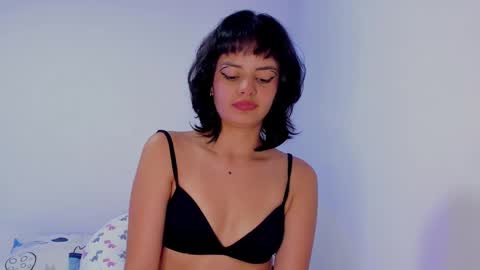 Abby Saenz online show from December 14, 2:56 am