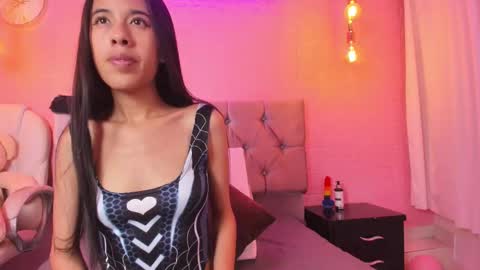 Snapshot of abbyking1 chatting on October 2, 9:55 pm Naomy king online show from October 2, 9:55 pm