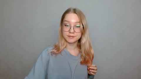 Snapshot of abbymoore__ chatting on January 31, 12:07 pm Abby Lovense is active online show from January 31, 12:07 pm