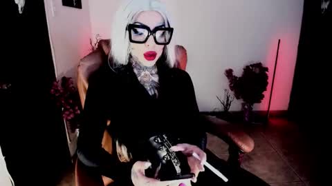 Abby online show from October 22, 2:56 am