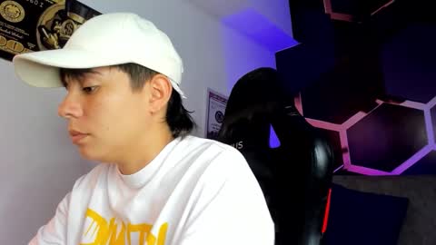 Abby Smith online show from November 29, 7:39 pm