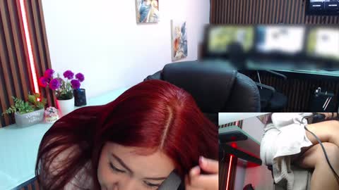 Abby Stones online show from February 4, 11:38 am