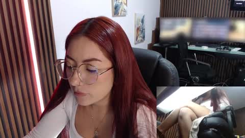 Abby Stones online show from February 25, 2:33 pm