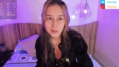 Snapshot of abbysweet1_ chatting on September 27, 11:37 am Abigail online show from September 27, 11:37 am
