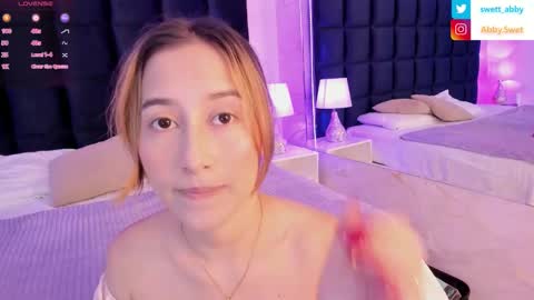 Abigail online show from November 23, 12:05 pm