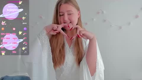Snapshot of abbywyte chatting on September 12, 1:33 pm Abby    Stream at Sat  Sun  Mon  Fri online show from September 12, 1:33 pm