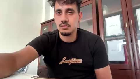 abdoy681659 online show from July 22, 2:31 pm