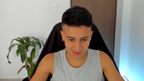 Snapshot of abelasburgo chatting on October 8, 2:04 pm Independence model AbelAsburgo online show from October 8, 2:04 pm