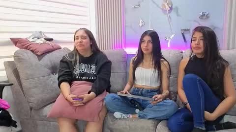 Snapshot of abella_as chatting on October 29, 8:54 pm Abella online show from October 29, 8:54 pm