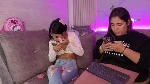 Snapshot of abella_as chatting on November 15, 3:48 am Abella online show from November 15, 3:48 am