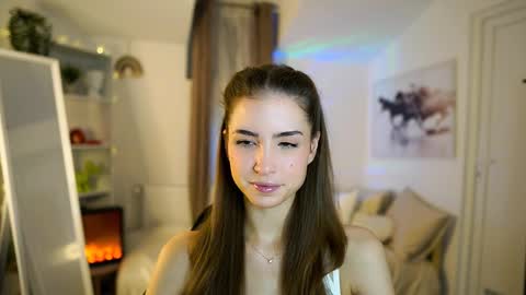 abella_danger_x online show from November 27, 9:11 am