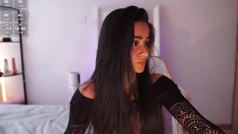 Abigail online show from February 16, 9:00 pm