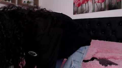Snapshot of abigail_f00x chatting on March 3, 12:27 pm Abigail online show from March 3, 12:27 pm