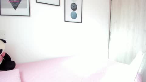 abigail online show from December 18, 1:02 pm