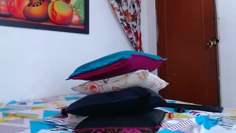 abigailtastty online show from March 12, 9:24 pm