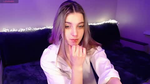 Abigail online show from February 25, 4:49 pm