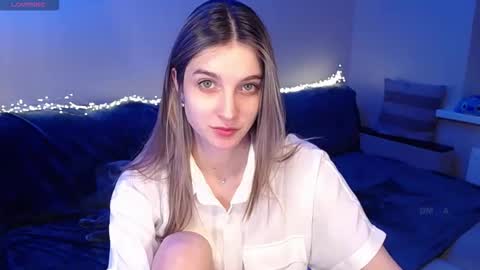 Abigail online show from March 21, 4:43 pm