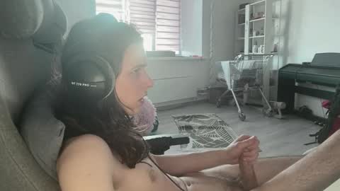 Snapshot of abobus123 chatting on May 16, 3:00 pm hi cum in pvt noi extra tip online show from May 16, 3:00 pm