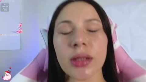 Snapshot of abril1_gh chatting on January 30, 9:47 pm Abril online show from January 30, 9:47 pm
