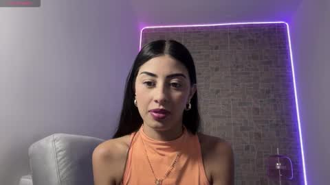Snapshot of abrilsantosxo chatting on January 13, 2:22 pm abrilsantosxo online show from January 13, 2:22 pm