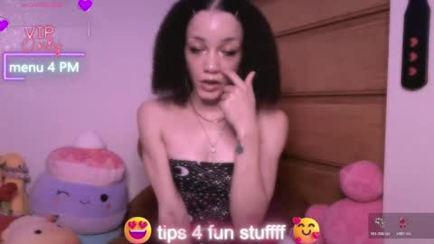 Snapshot of abruisedpeach chatting on May 30, 3:25 am Peach online show from May 30, 3:25 am