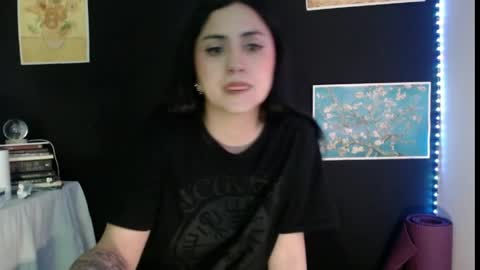 Snapshot of absentavert chatting on May 11, 1:00 am Absenta vert online show from May 11, 1:00 am