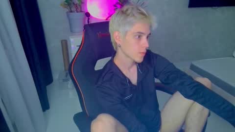 Nick online show from September 14, 4:39 pm