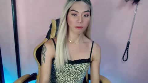 Miss Sophie online show from February 24, 6:49 am