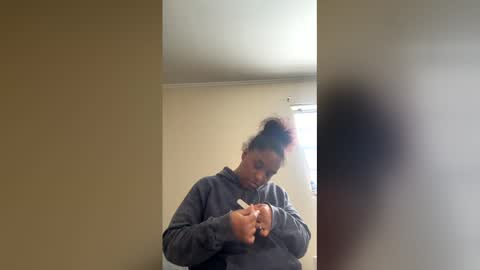 Snapshot of acf0ever chatting on February 10, 6:23 pm angel chris online show from February 10, 6:23 pm