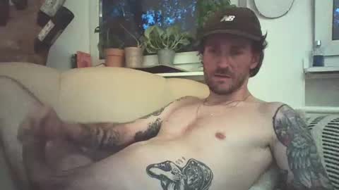 achix2704 online show from July 10, 8:22 pm