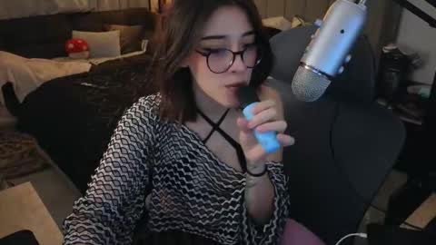 Lana 3 online show from December 4, 11:13 pm