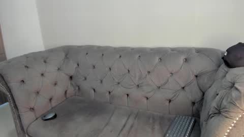 Acid Milo online show from December 15, 1:22 pm