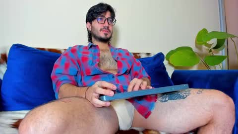 Snapshot of ackerman_eren_ chatting on February 15, 9:38 am R. online show from February 15, 9:38 am