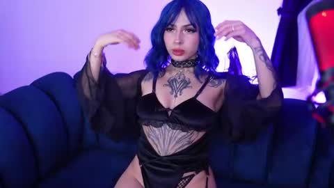 Snapshot of ada_luna01 chatting on June 10, 7:40 am online show from June 10, 7:40 am