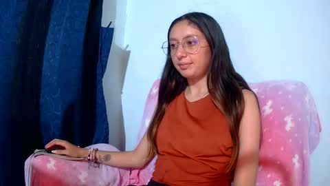 Ada naugthy28 online show from November 20, 6:29 pm